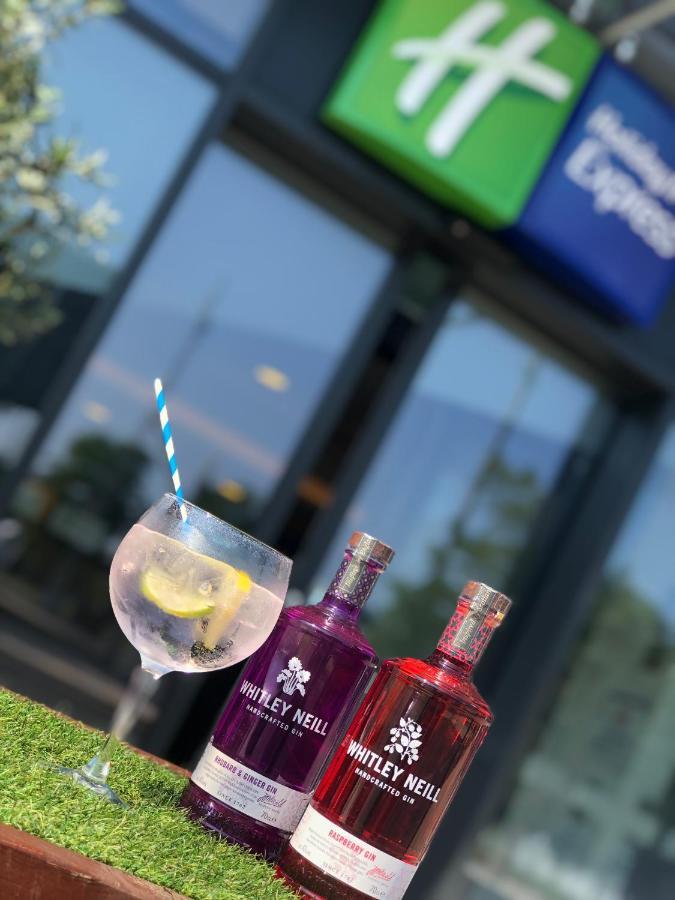 Holiday Inn Express Middlesbrough - Centre Square By Ihg Экстерьер фото