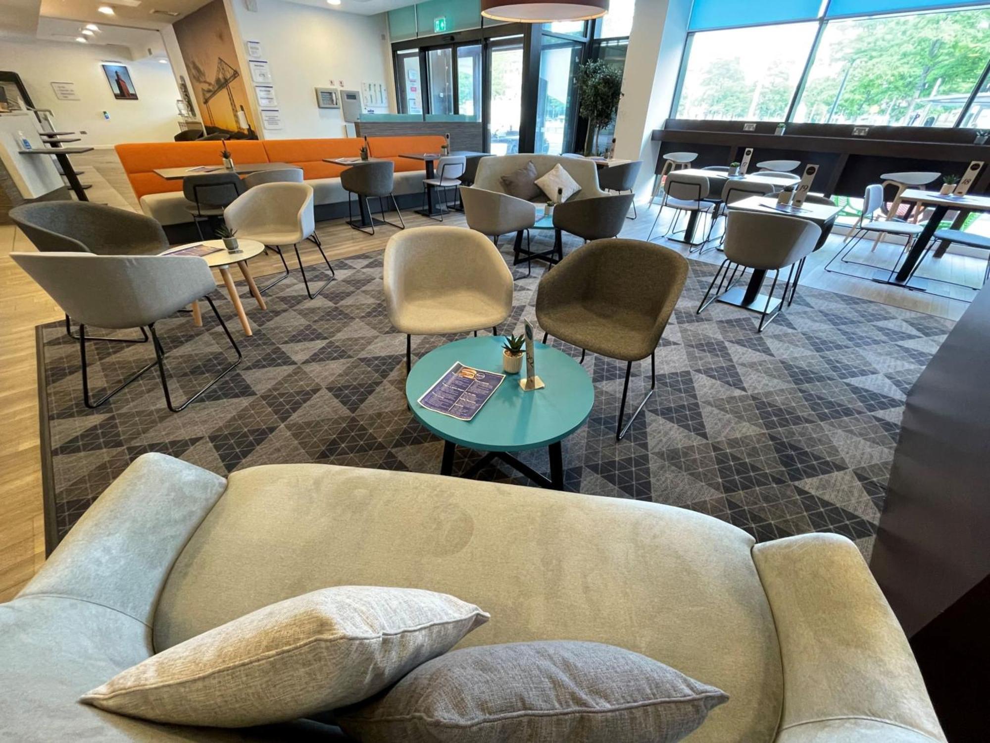 Holiday Inn Express Middlesbrough - Centre Square By Ihg Экстерьер фото