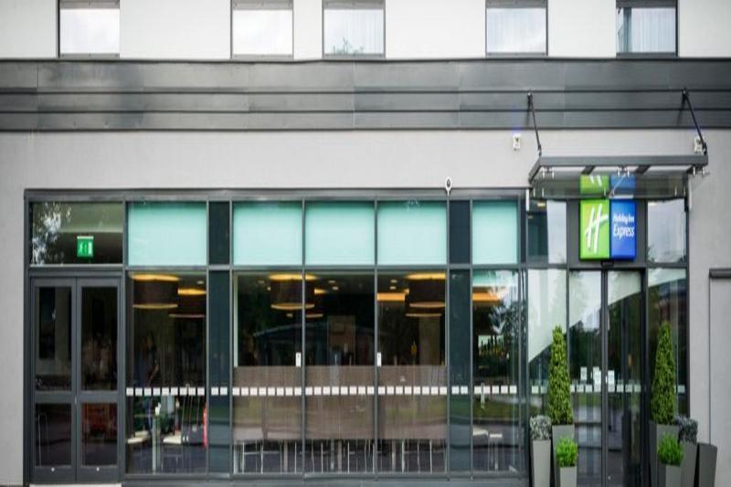 Holiday Inn Express Middlesbrough - Centre Square By Ihg Экстерьер фото