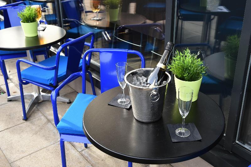 Holiday Inn Express Middlesbrough - Centre Square By Ihg Экстерьер фото