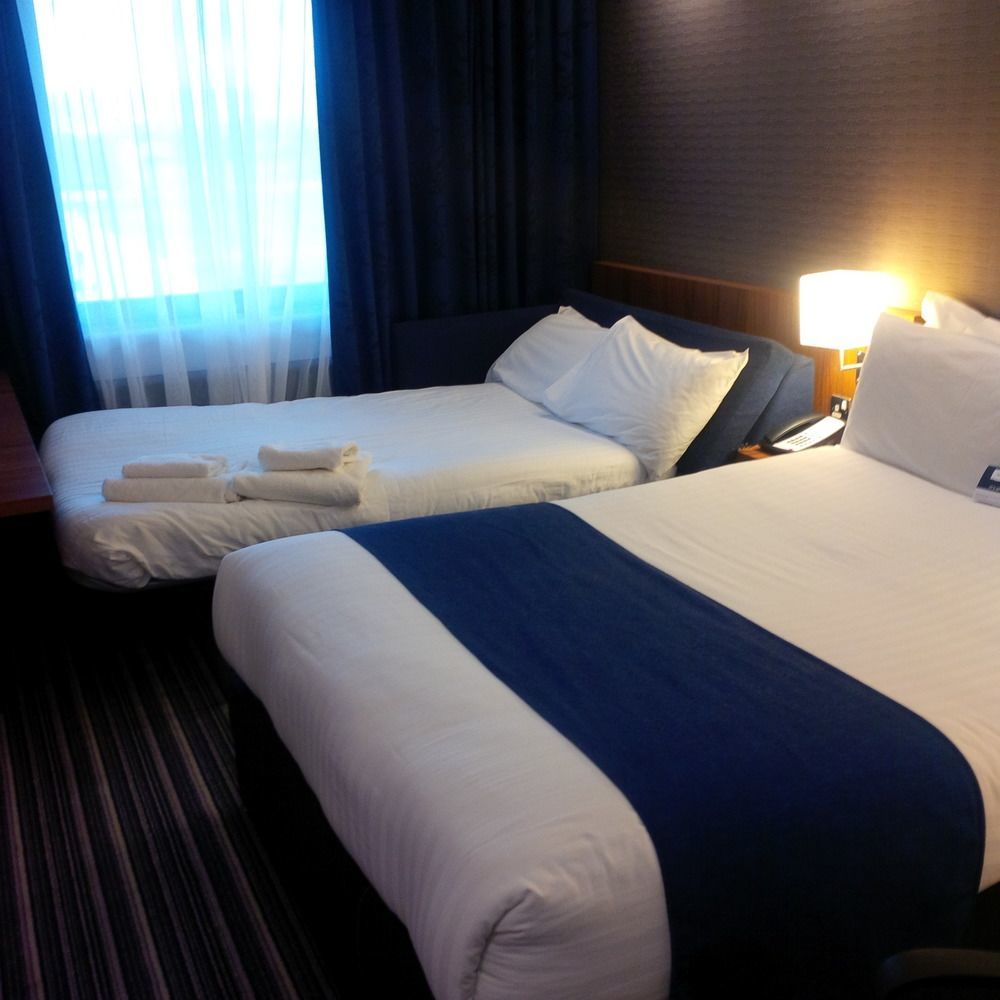 Holiday Inn Express Middlesbrough - Centre Square By Ihg Экстерьер фото